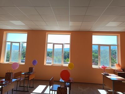 Обновените стаи в нашето училище 4